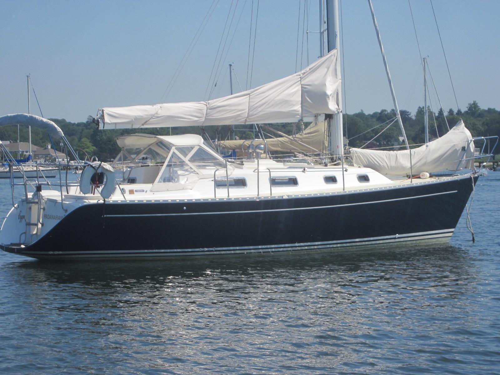 Freedom Yachts 35, Barrington