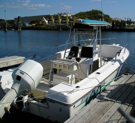 Hydra-Sports 23 Center Console, Oceanside