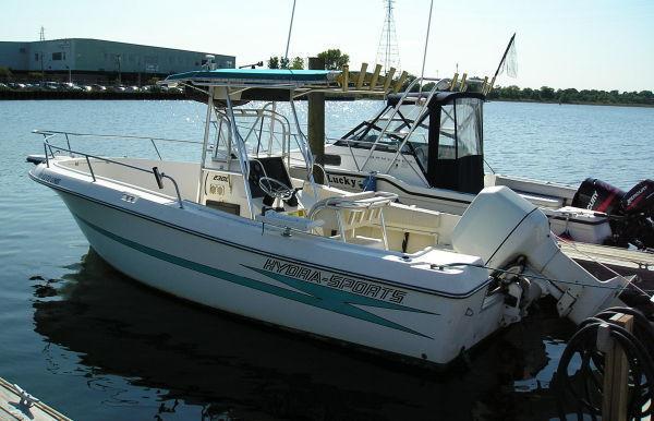 Hydra-Sports 23 Center Console, Oceanside