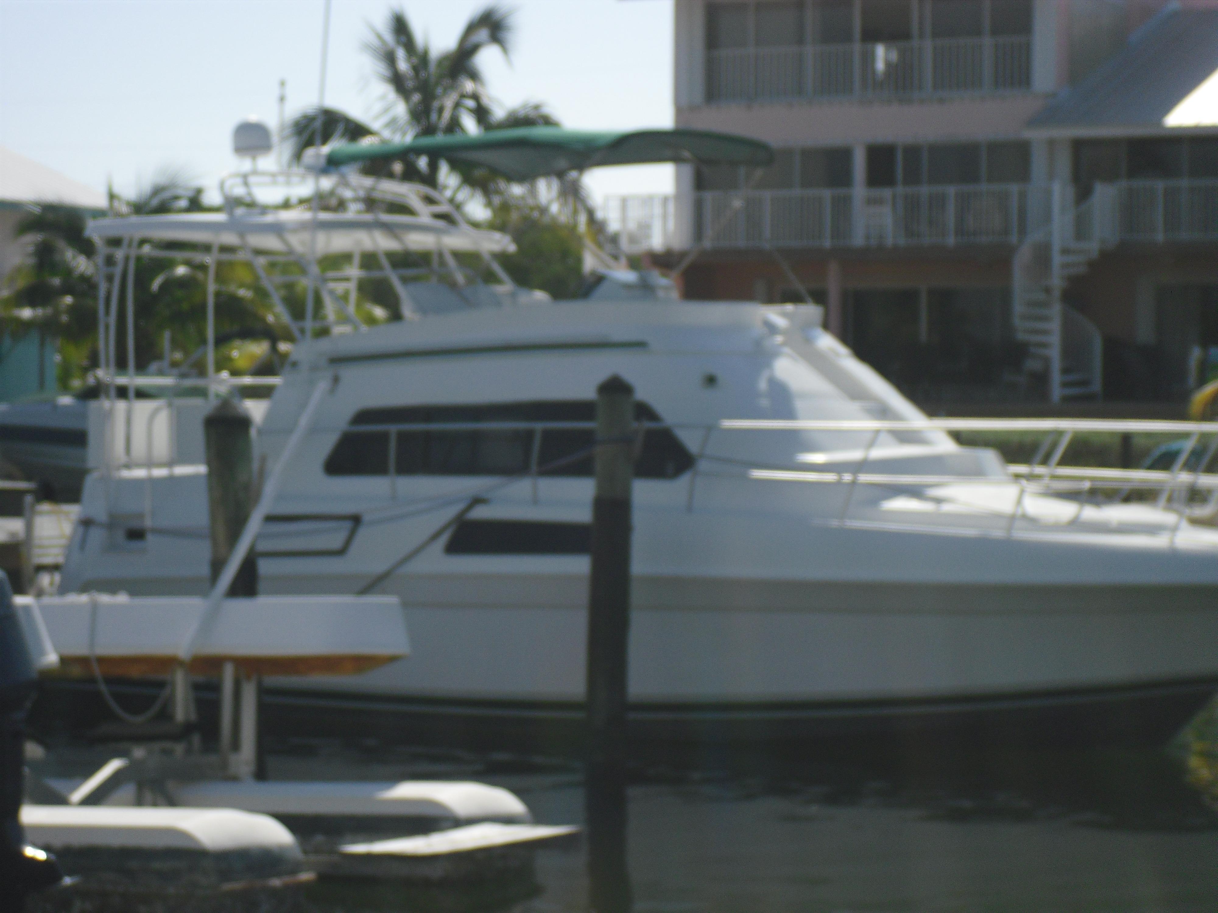 Mainship 37 Motor Yacht, Miami