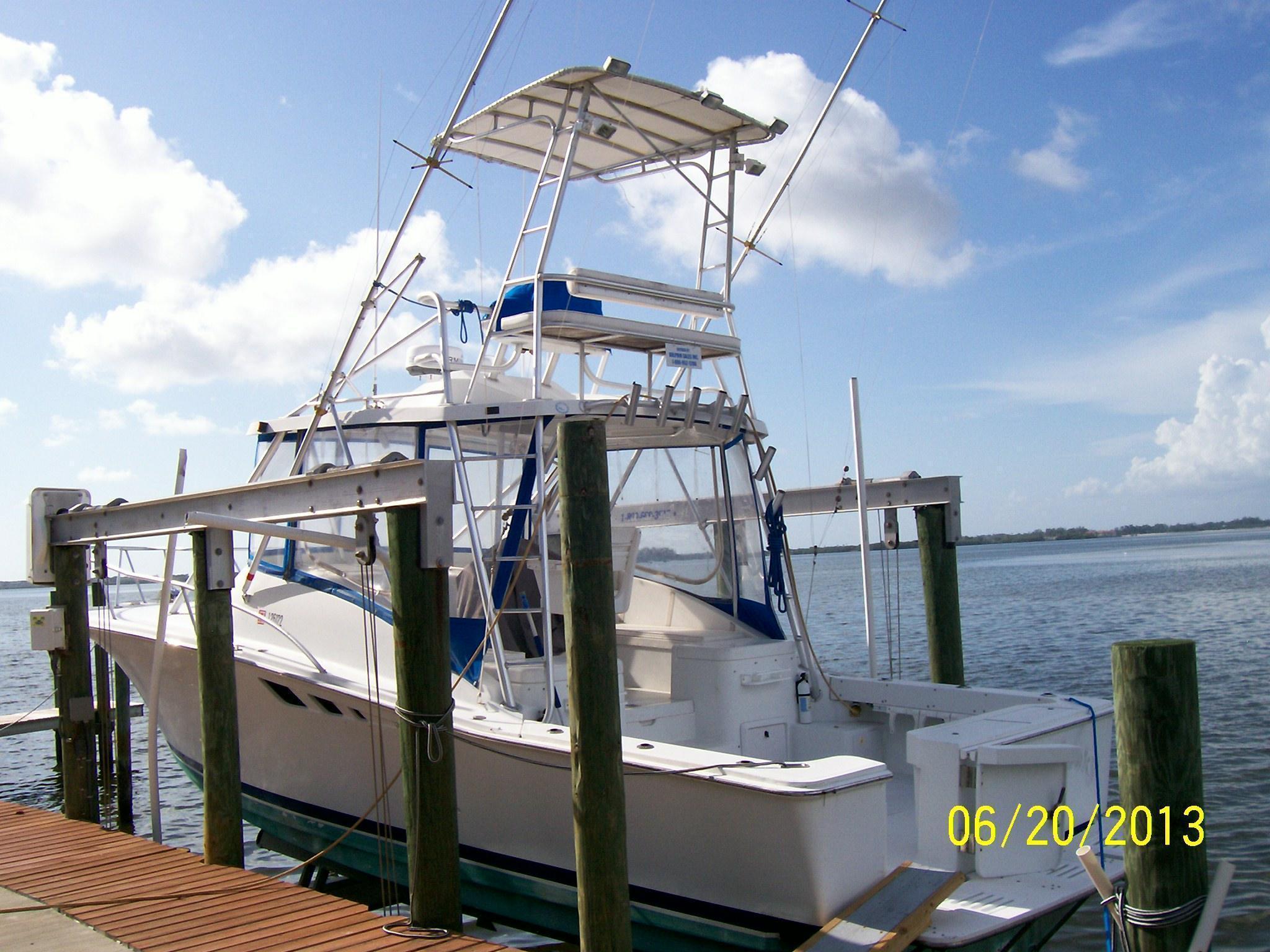 Luhrs 32 Open, BRADENTON