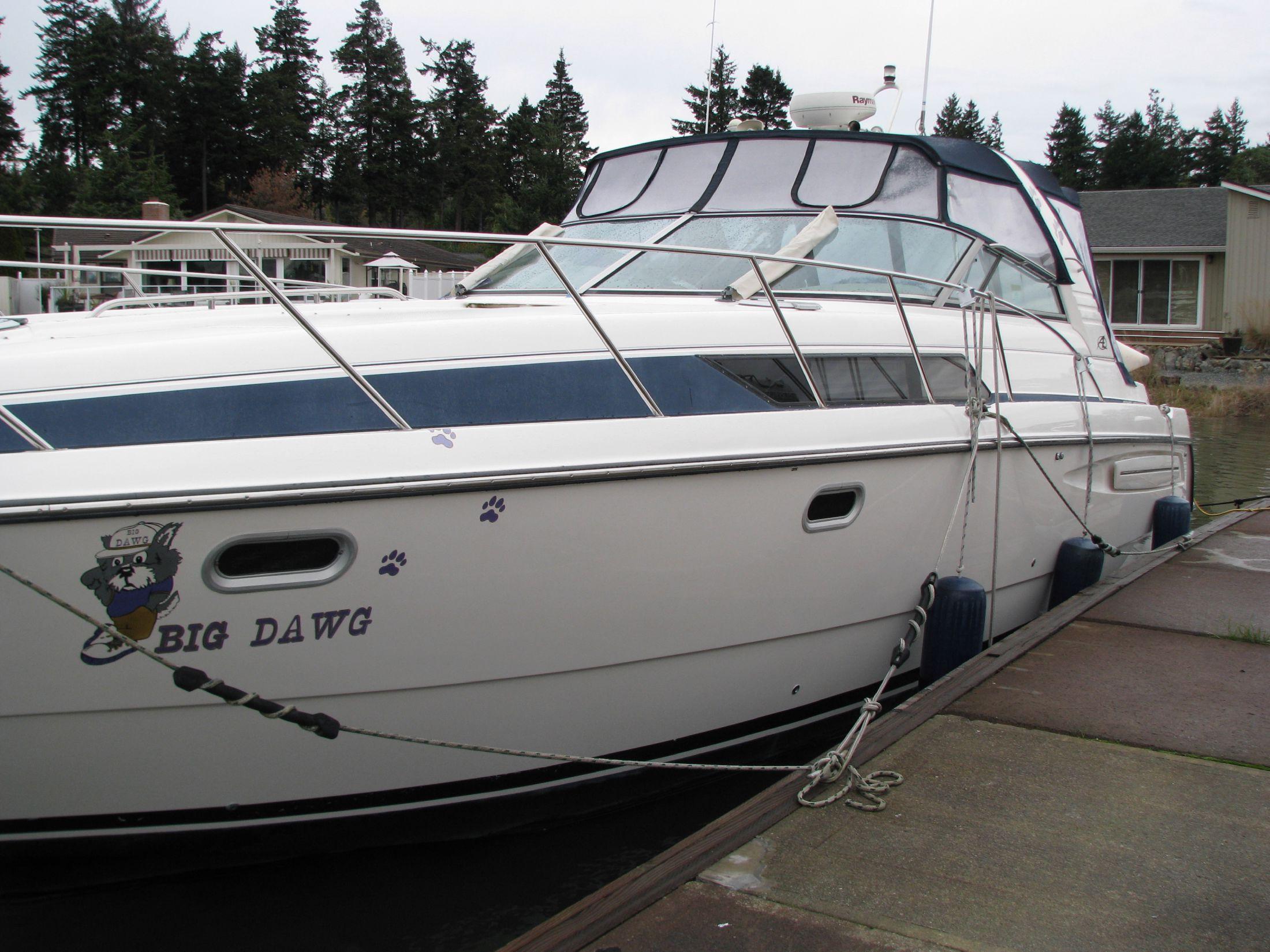 Bayliner Avanti Express T/420hp Cummins, La Conner