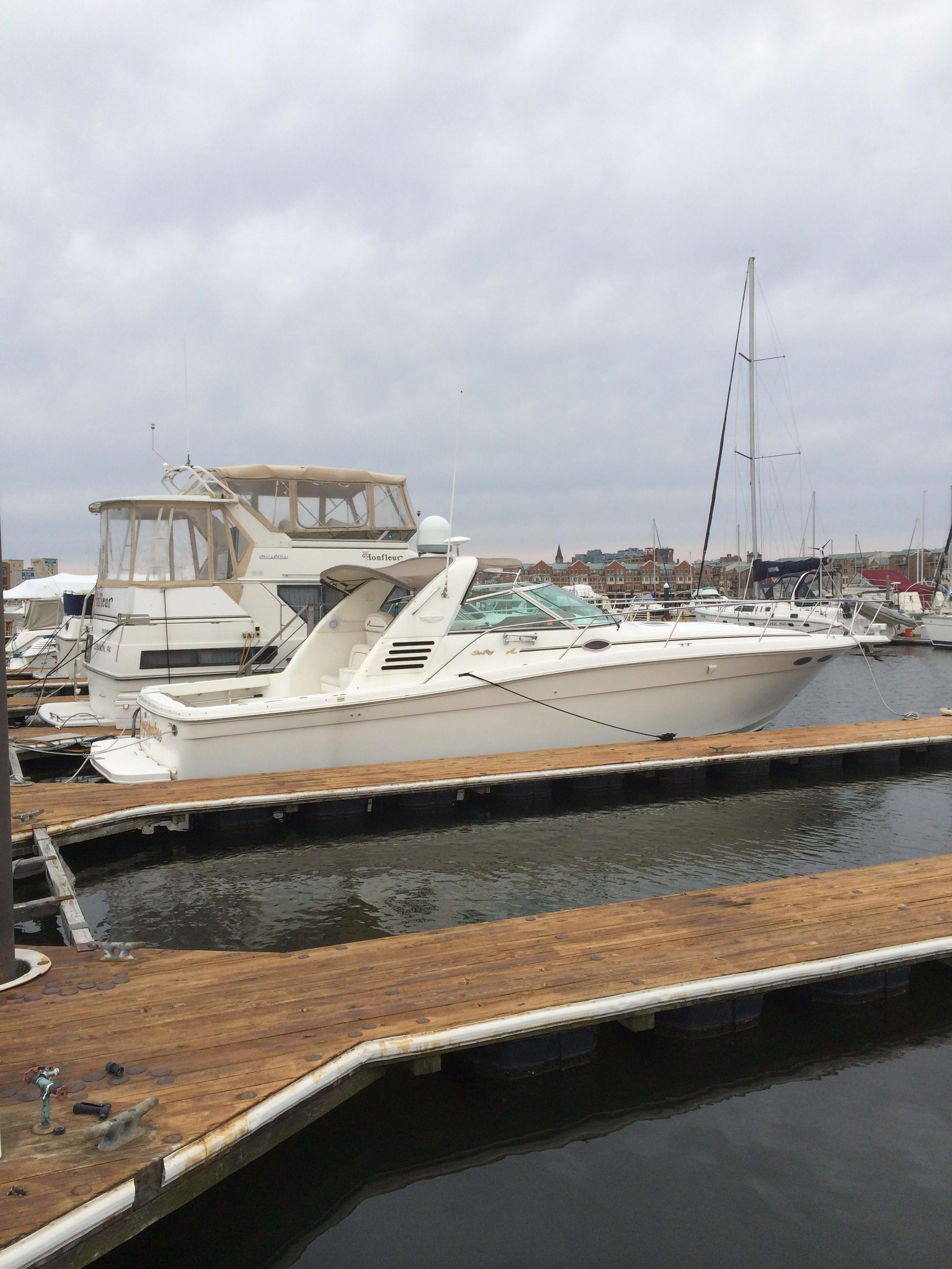 Sea Ray 370 Express Cruiser, Baltimore