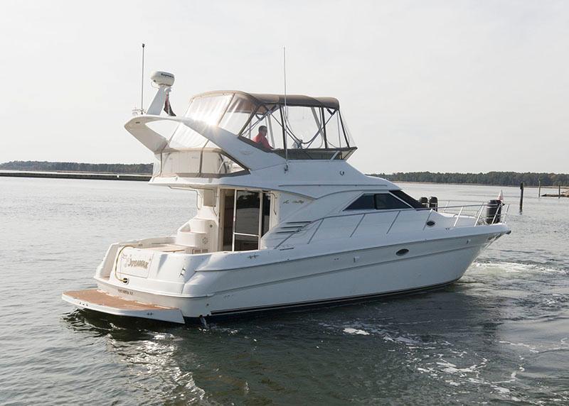 Sea Ray 400 Sedan Bridge, Kent Island