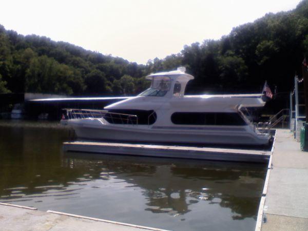 Bluewater Yachts 510 Motoryacht, Knoxville