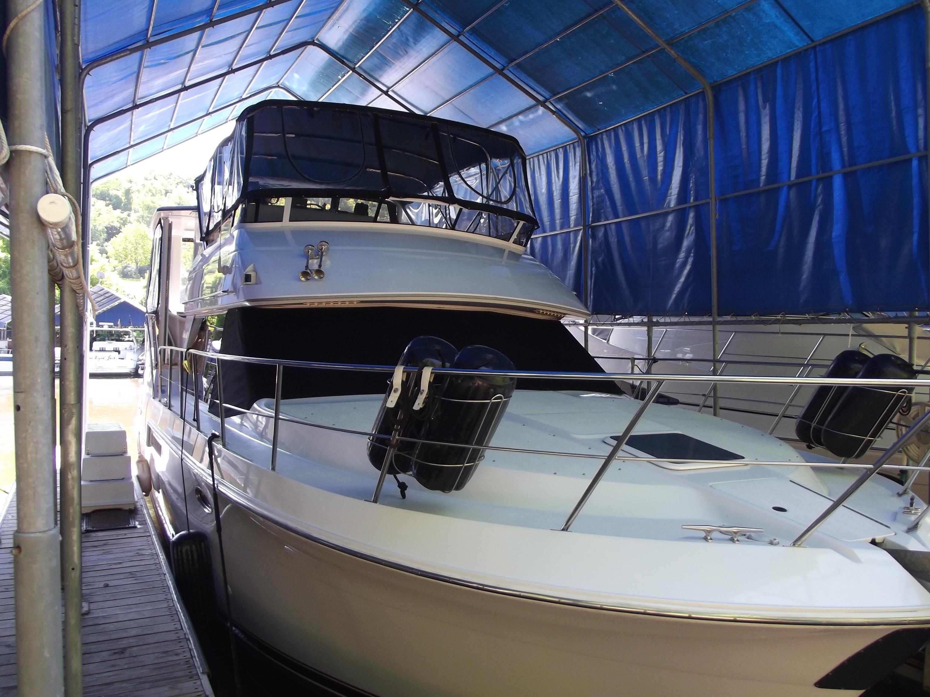 Carver 405 Aft Cabin Motoryacht, Mpls/St Paul Metro