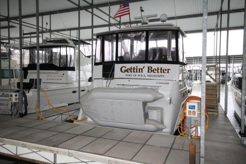 Carver 405 Aft Cabin Motor Yacht, Pickwick Dam, TN