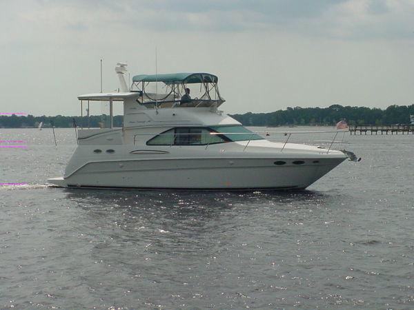 Sea Ray 370 Aft Cabin motoryacht, Toms River