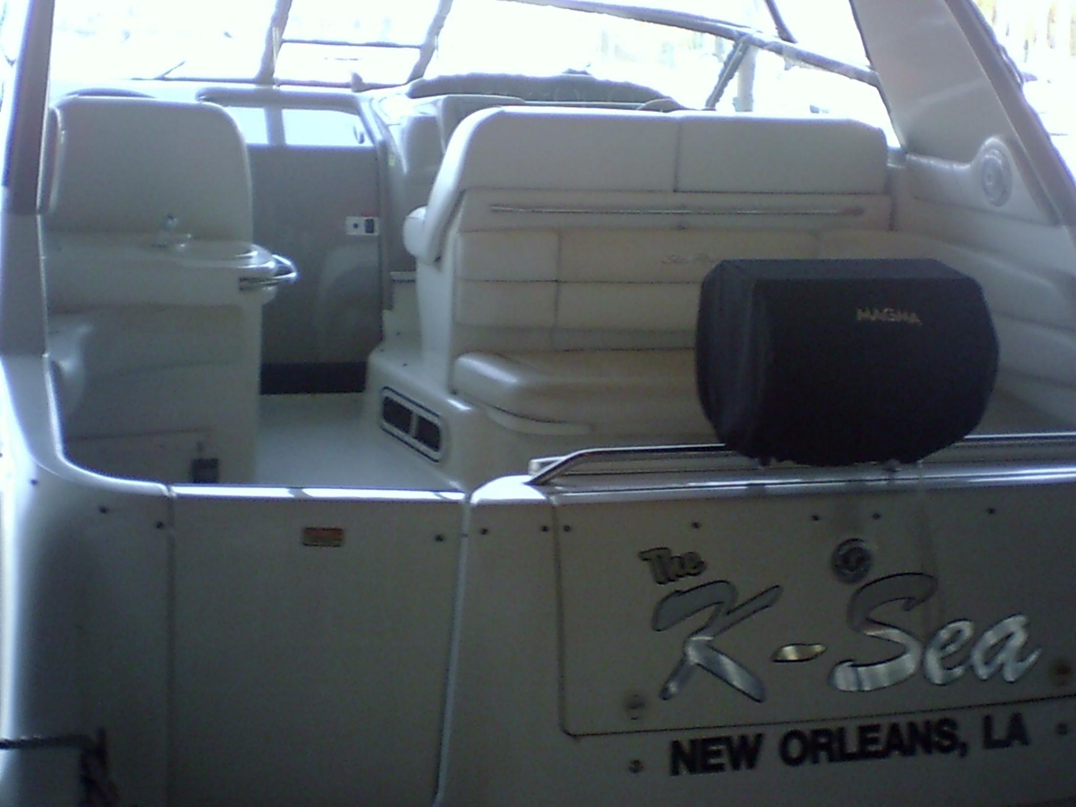 Sea Ray 370 Express Cruiser, New Orleans