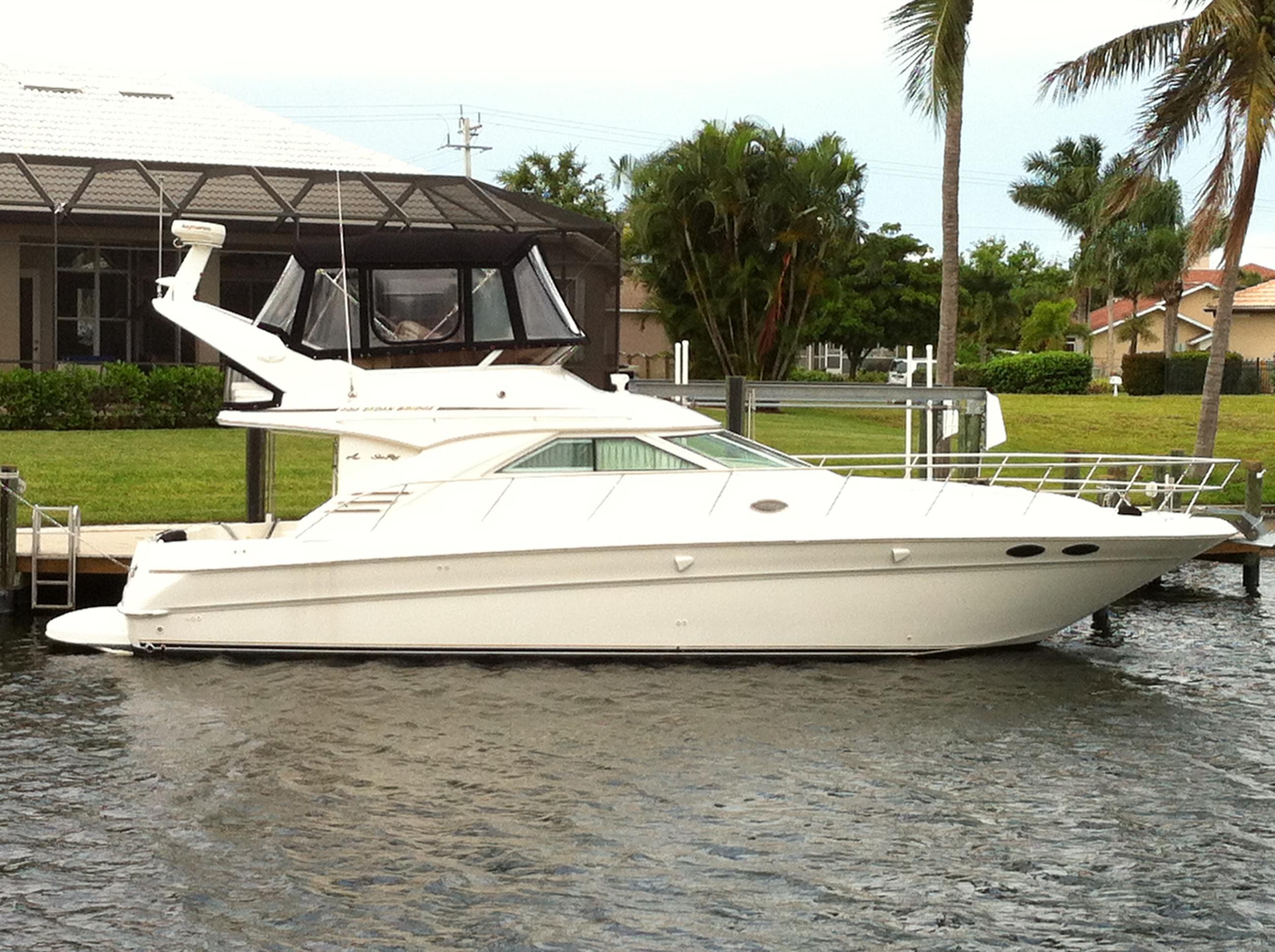 Sea Ray 400 Sedan Bridge, Cape Coral