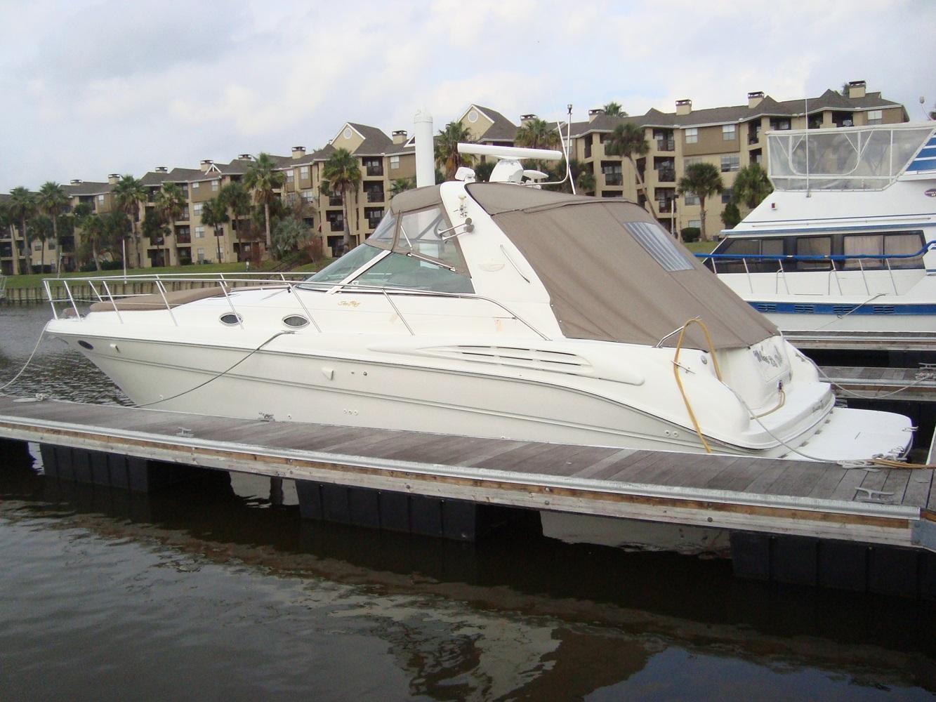 Sea Ray 40 Sundancer, League City