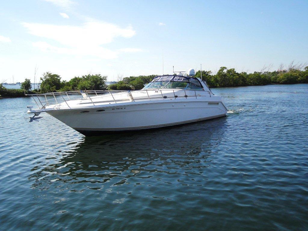 Sea Ray 50 Sundancer, Miami