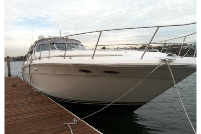 Sea Ray 50 Sundancer, Brick