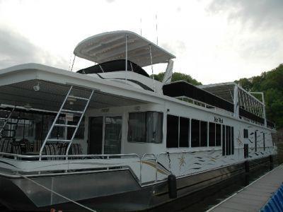 Fantasy Houseboat WB 19x100, Lake Cumberland