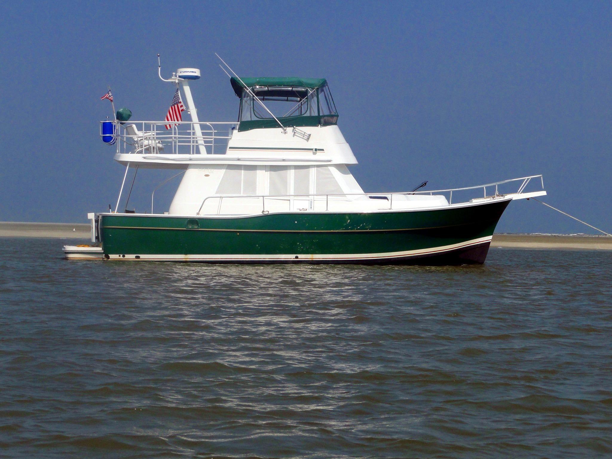 Mainship 39' Trawler, SAVANNAH