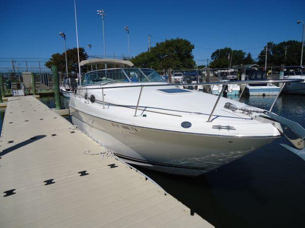 Sea Ray 270 Sundancer Fresh Water Cooled, Lindenhurst