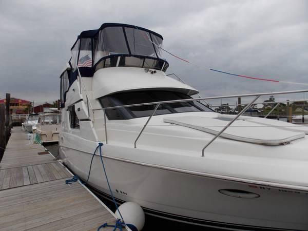 Silverton 352 Motor Yacht, Updated!, Island Park