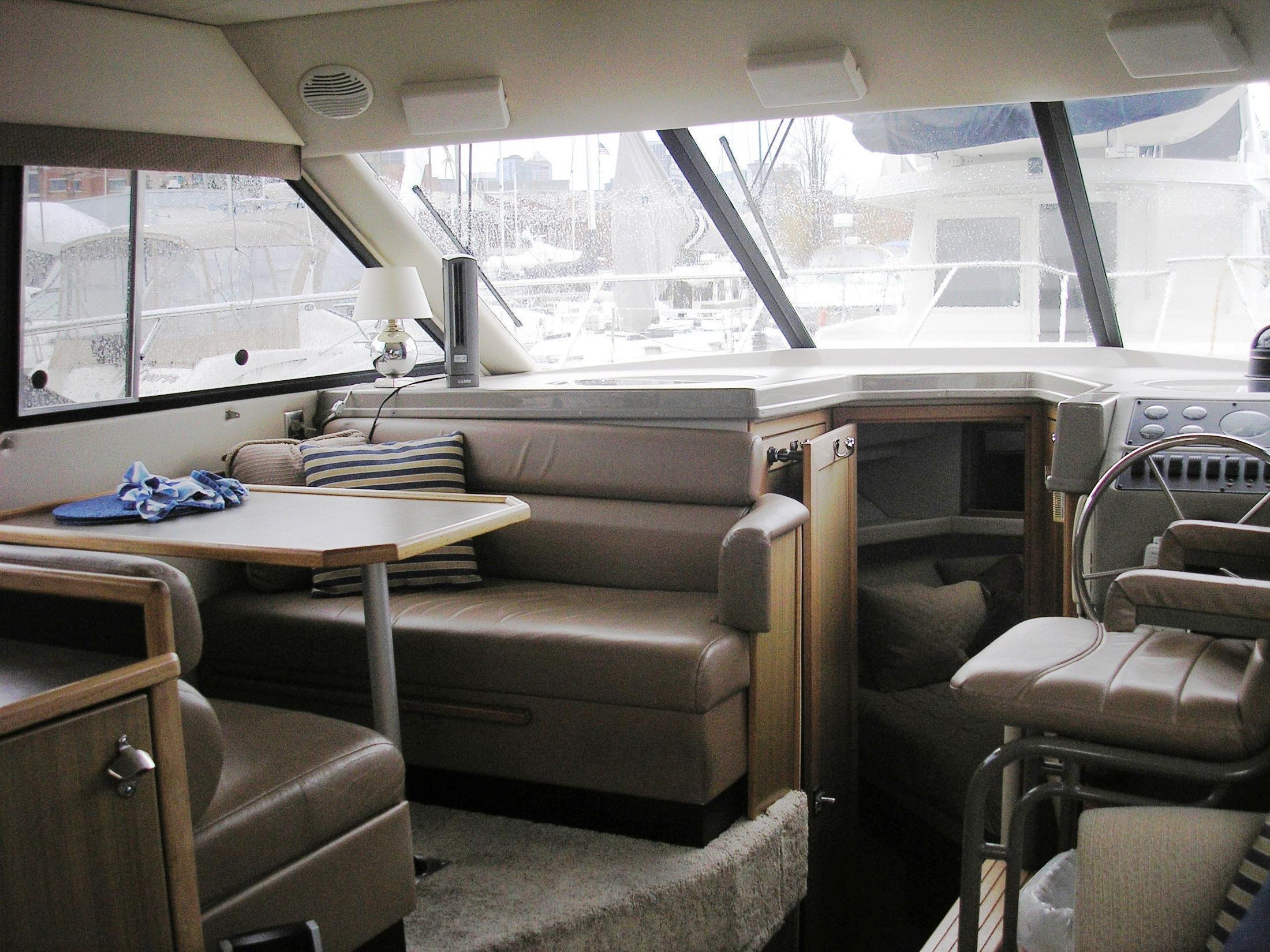 Bayliner 4087 Aft Cabin Motoryacht, Seattle