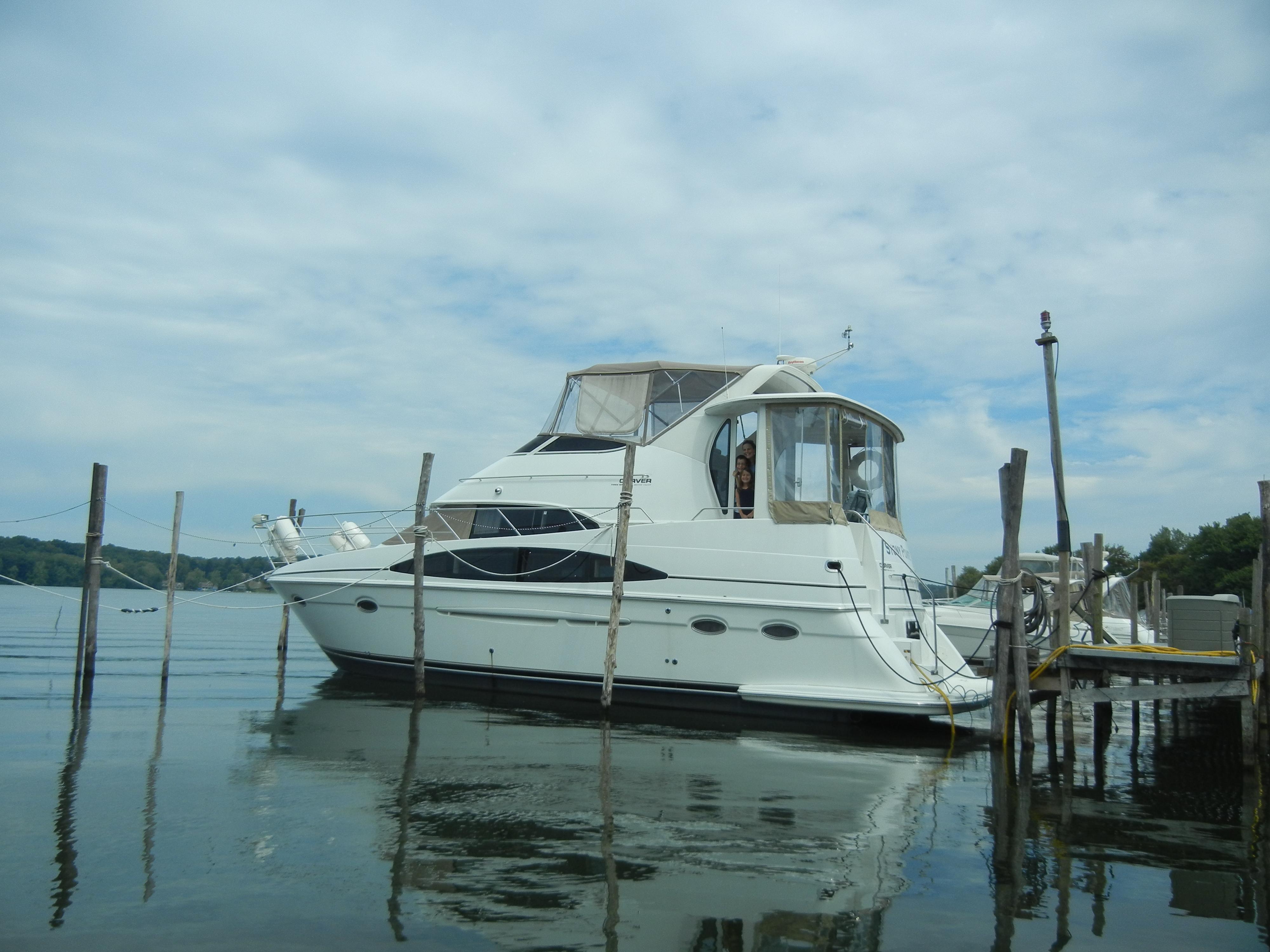 Carver 396 Motor Yacht, Chautauqua Lake-Celoron