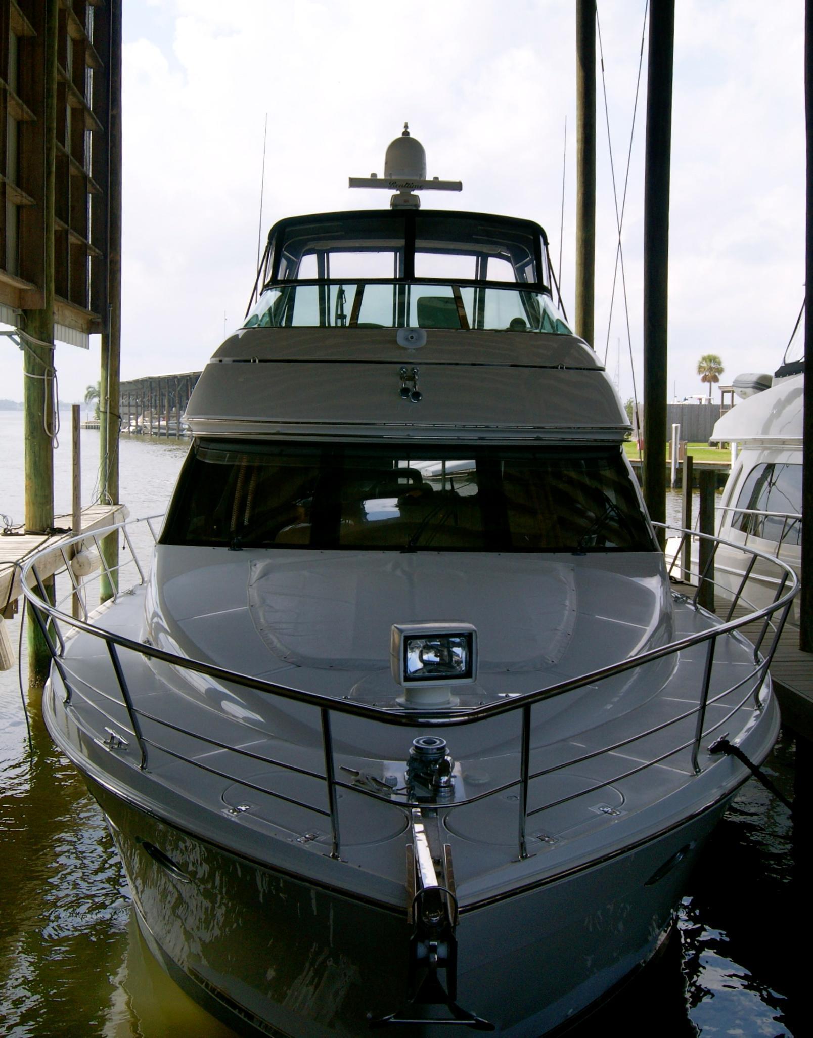 Carver 530 Voyager Pilothouse, Clear Lake