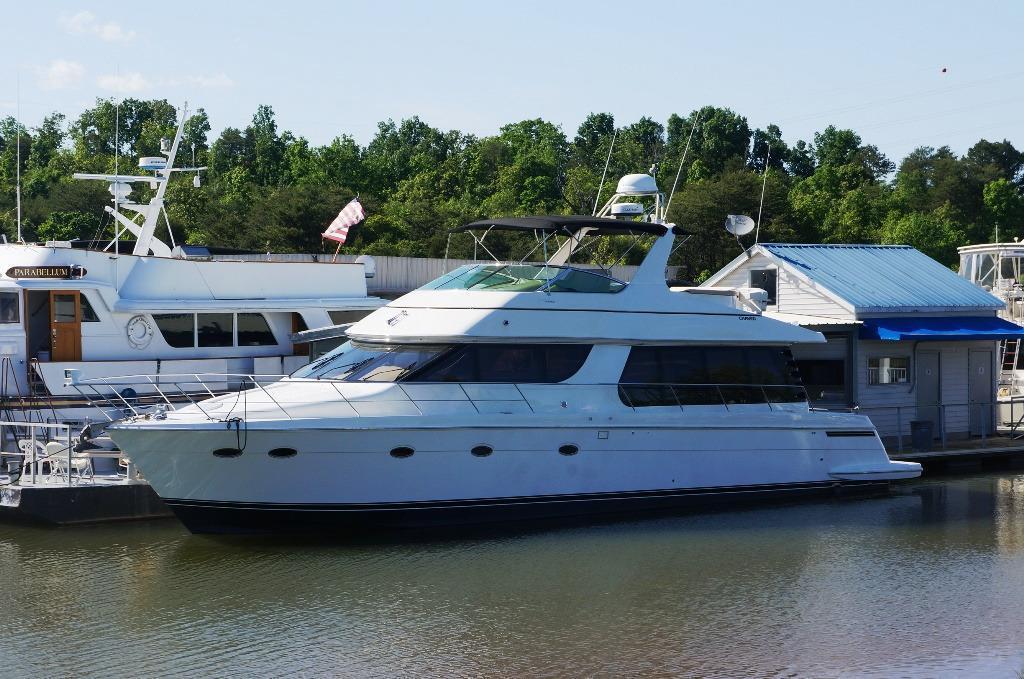 Carver 570 Voyager Pilothouse, Knoxville
