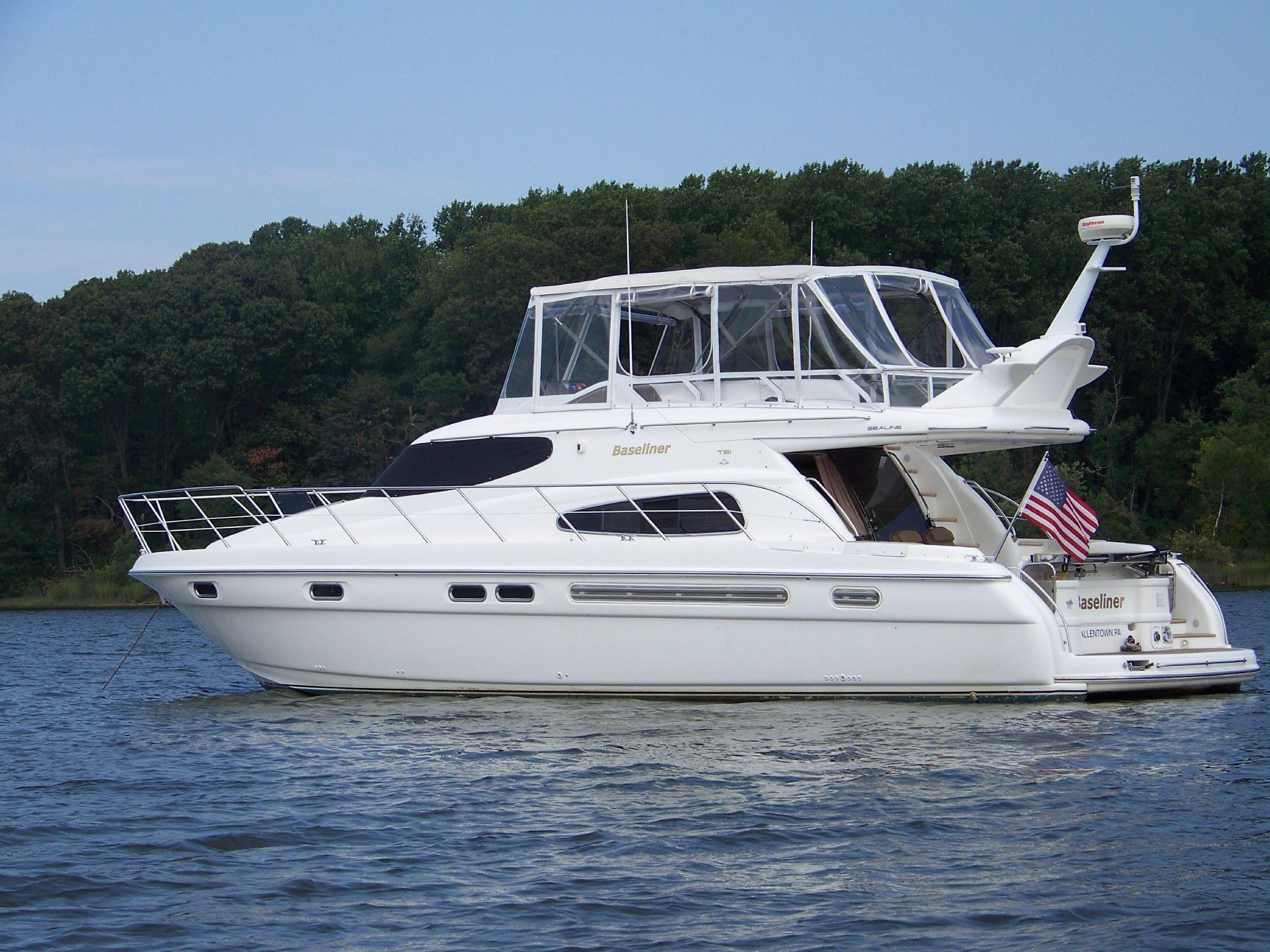 Sealine T51 Motor Yacht, Chesapeake City