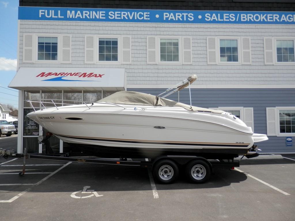 Sea Ray 225 Weekender, Port Clinton