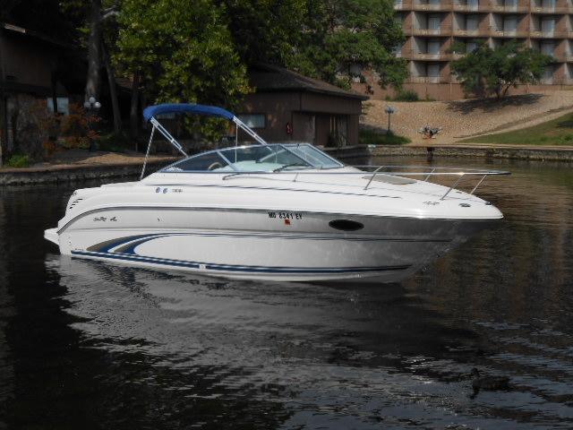 Sea Ray 245 Weekender & '02 Trlr, Osage Beach