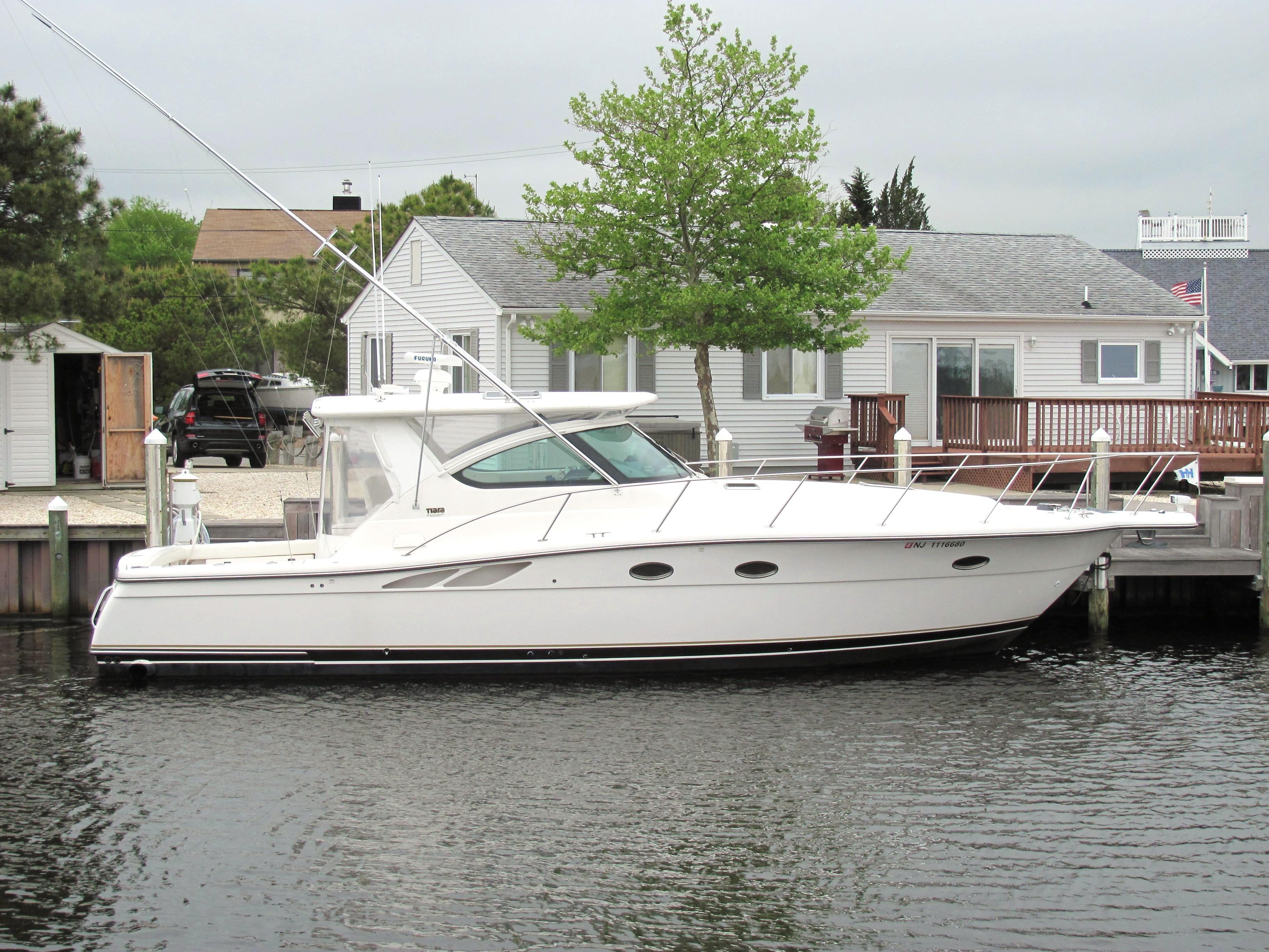 Tiara 3800 Open, Forked River