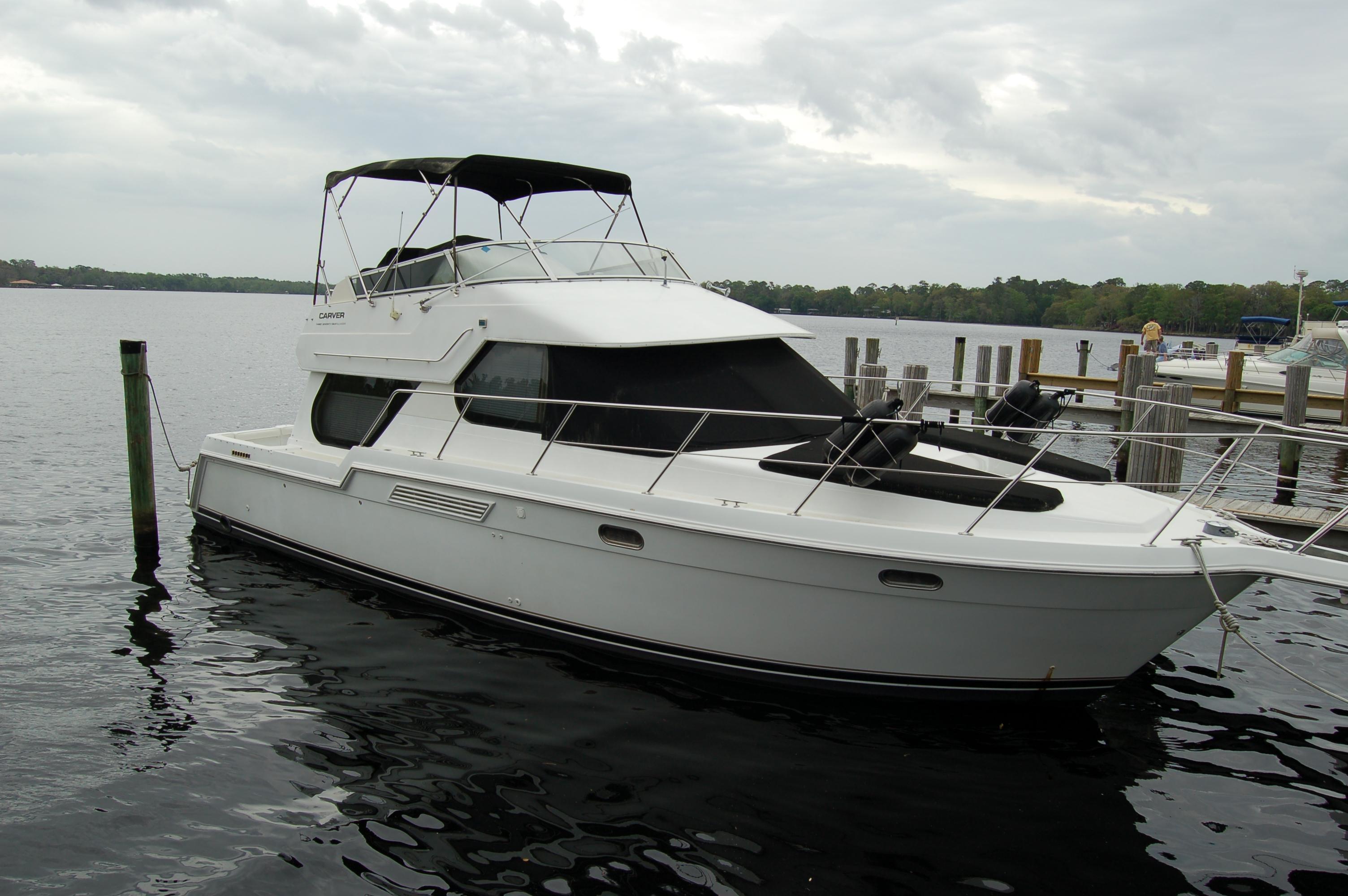 Carver 374 Voyager, Jacksonville