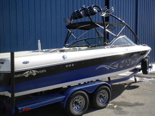 Malibu 23 LSV WAKESETTER, LOUISVILLE