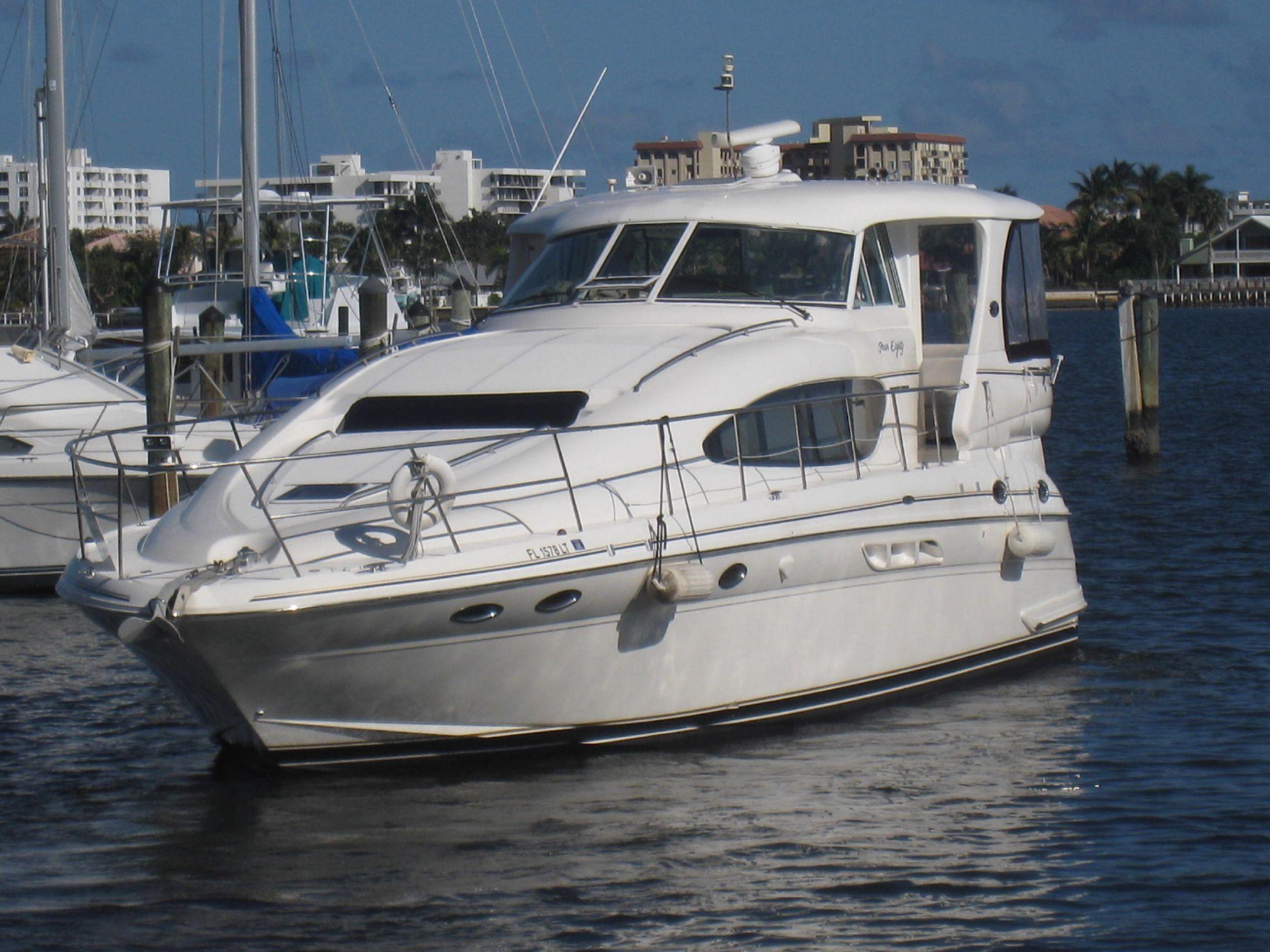 Sea Ray 480 Motor Yacht, Palm Beach