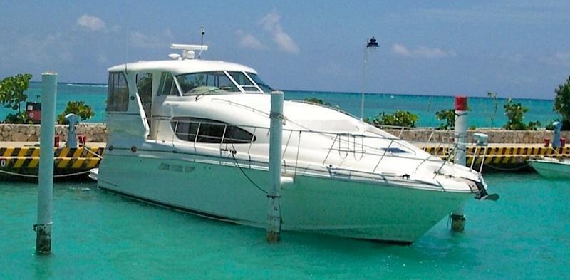 Sea Ray Motor Yacht, Miami