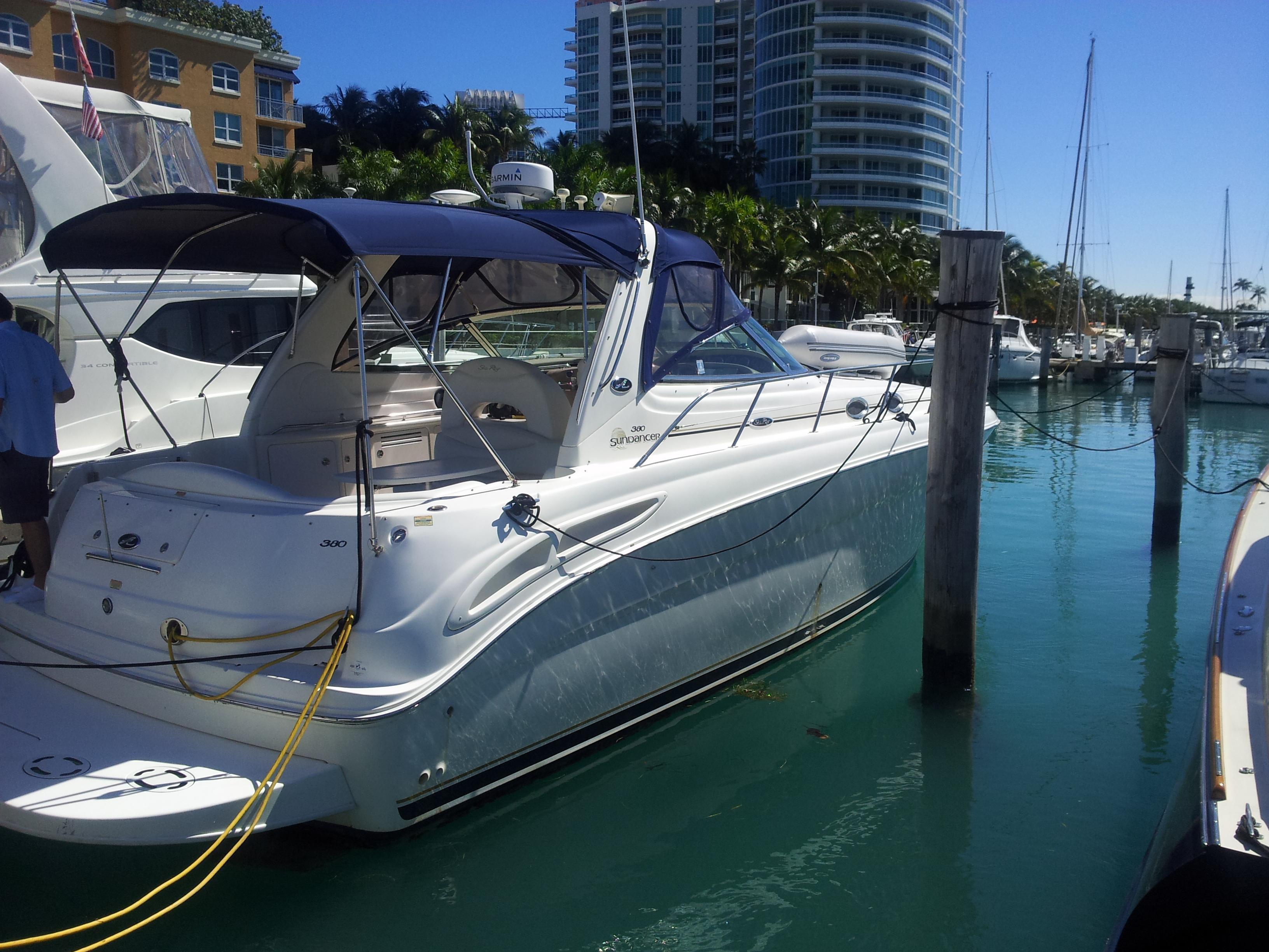 Sea Ray Sundancer 380, Miami Beach