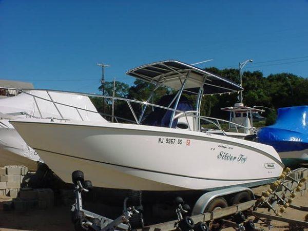 Boston Whaler OUTRAGE, Forked River