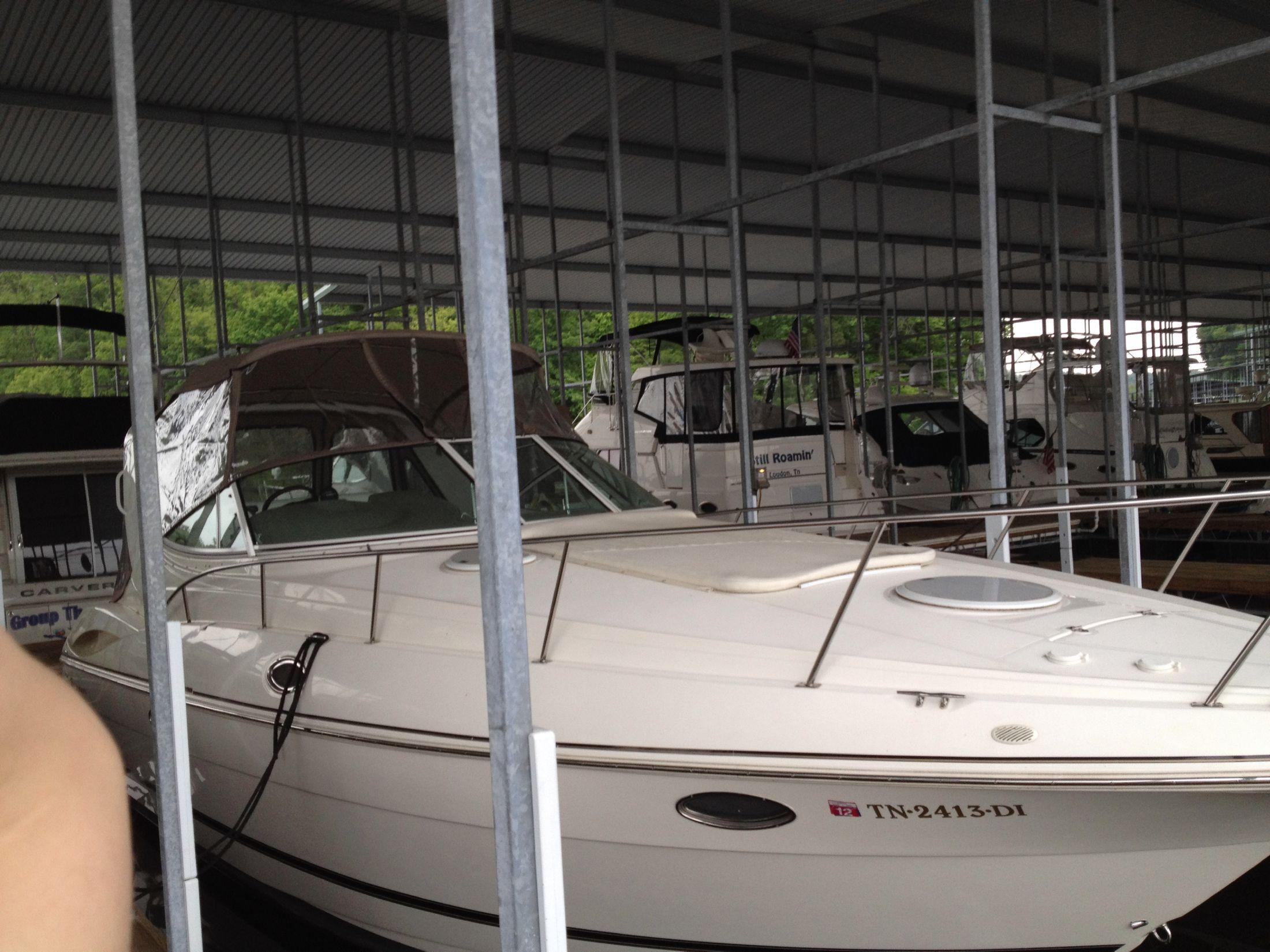 Cruisers Yachts 3275 Express, Knoxville