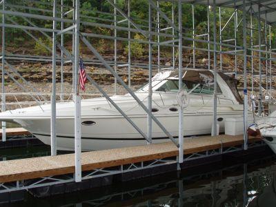 Cruisers Yachts Cruiser, Lake Cumberland