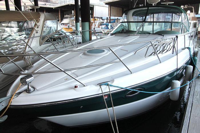 Maxum 3700 Sport Yacht
