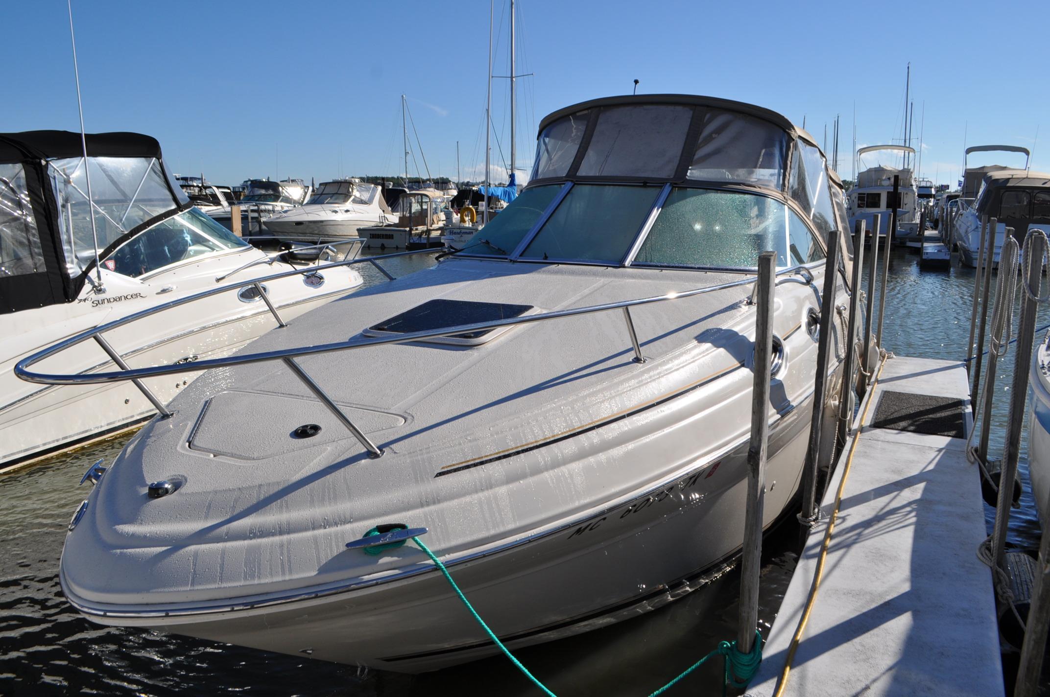 Sea Ray 240 Sundancer, Port Clinton