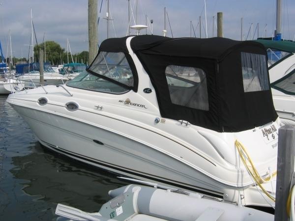 Sea Ray 28' Sundancer, Branford