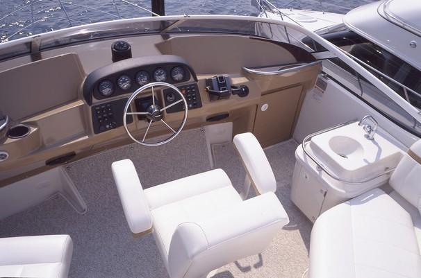 Carver 366 Motor Yacht, Austin