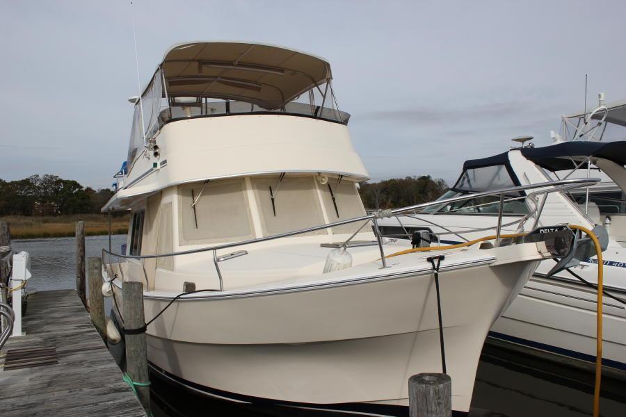 Mainship 400 Trawler, East Patchogue