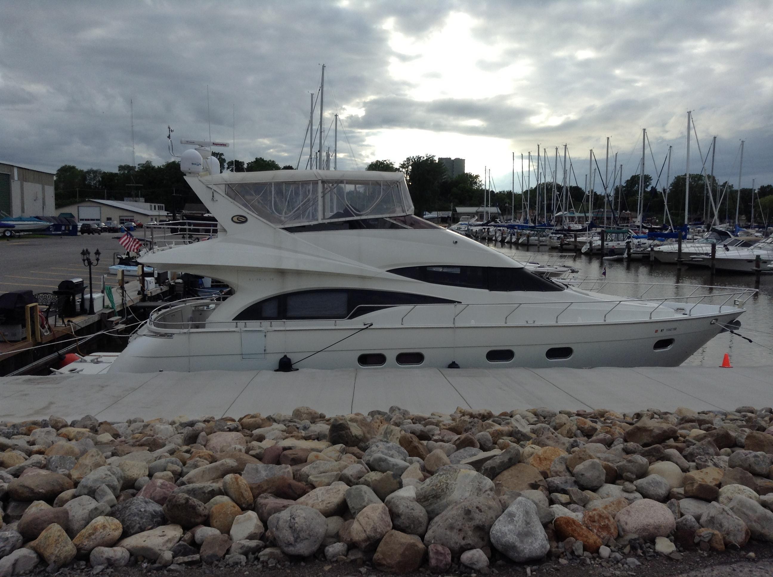 Marquis 59 Motor Yacht, Rochester