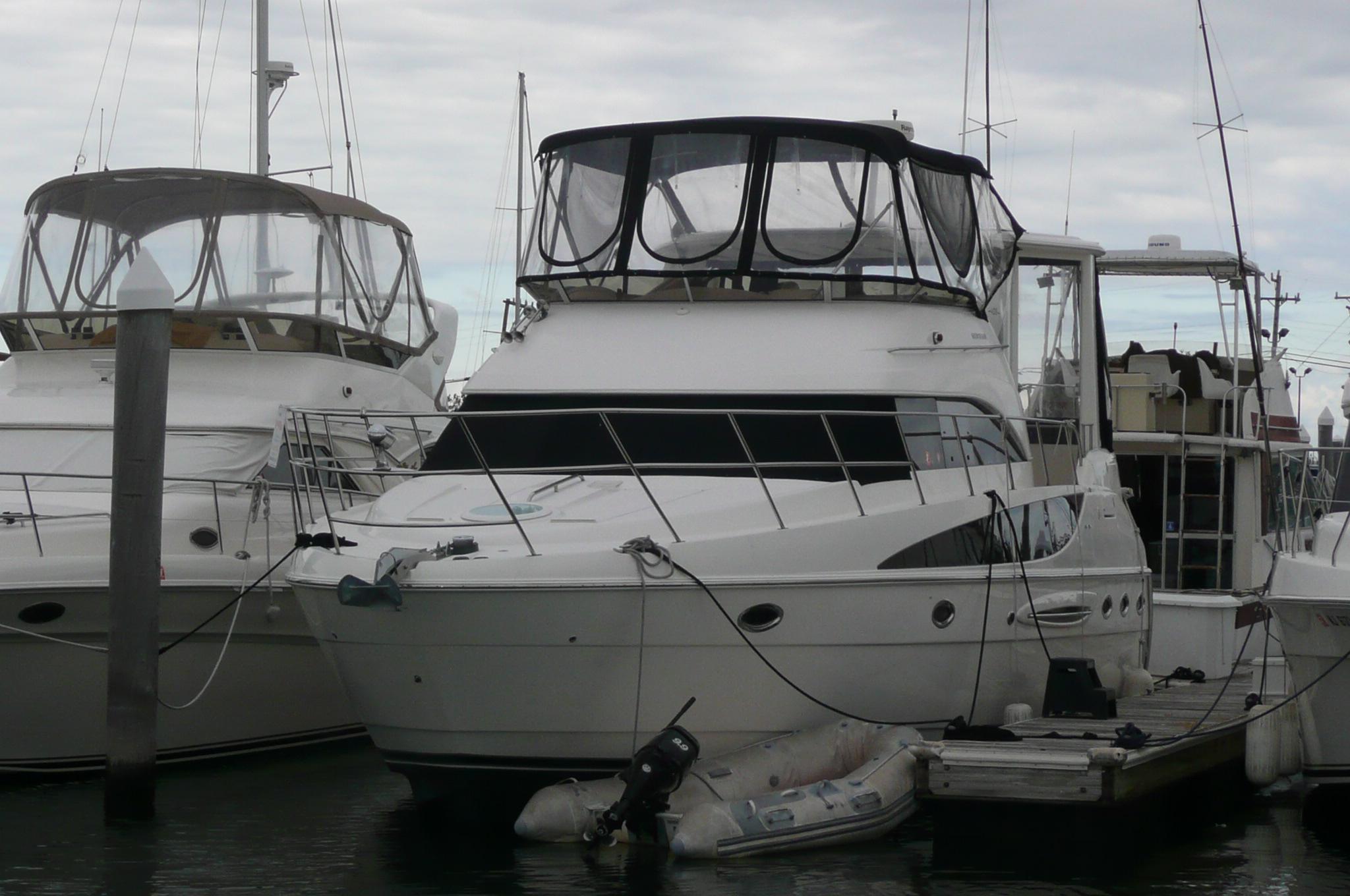 Meridian 408 Motoryacht, Somers Point