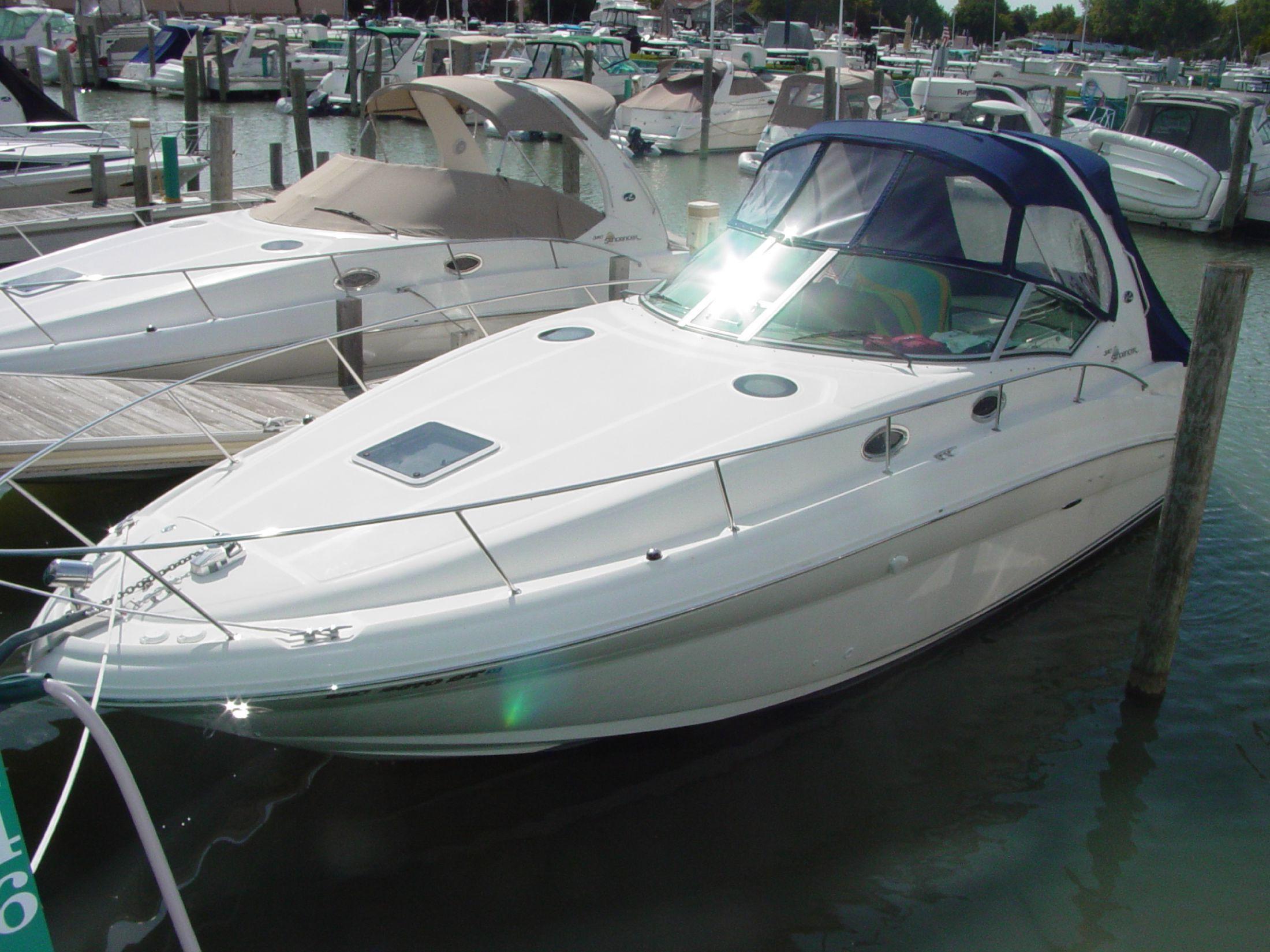 Sea Ray 320 Sundancer, Harrison Township