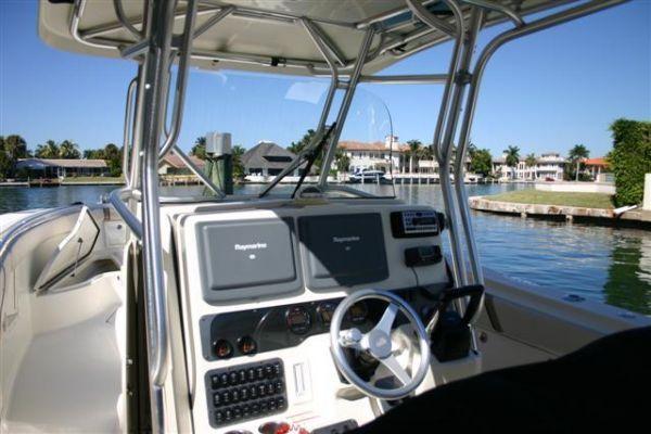 Hydra-Sports 33' Vector CC, Boca Raton