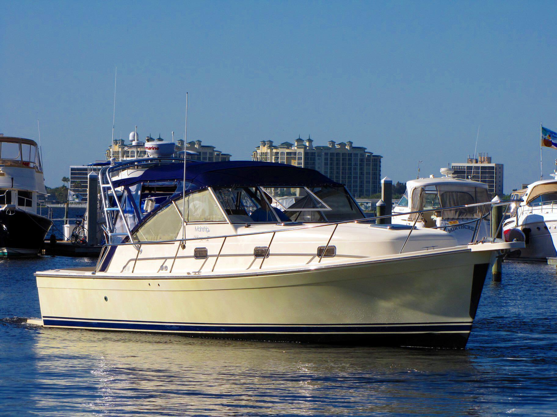 Mainship 34 Pilot Rum Runner Express - Twin 240's, Legacy Harbour Marina &Resort