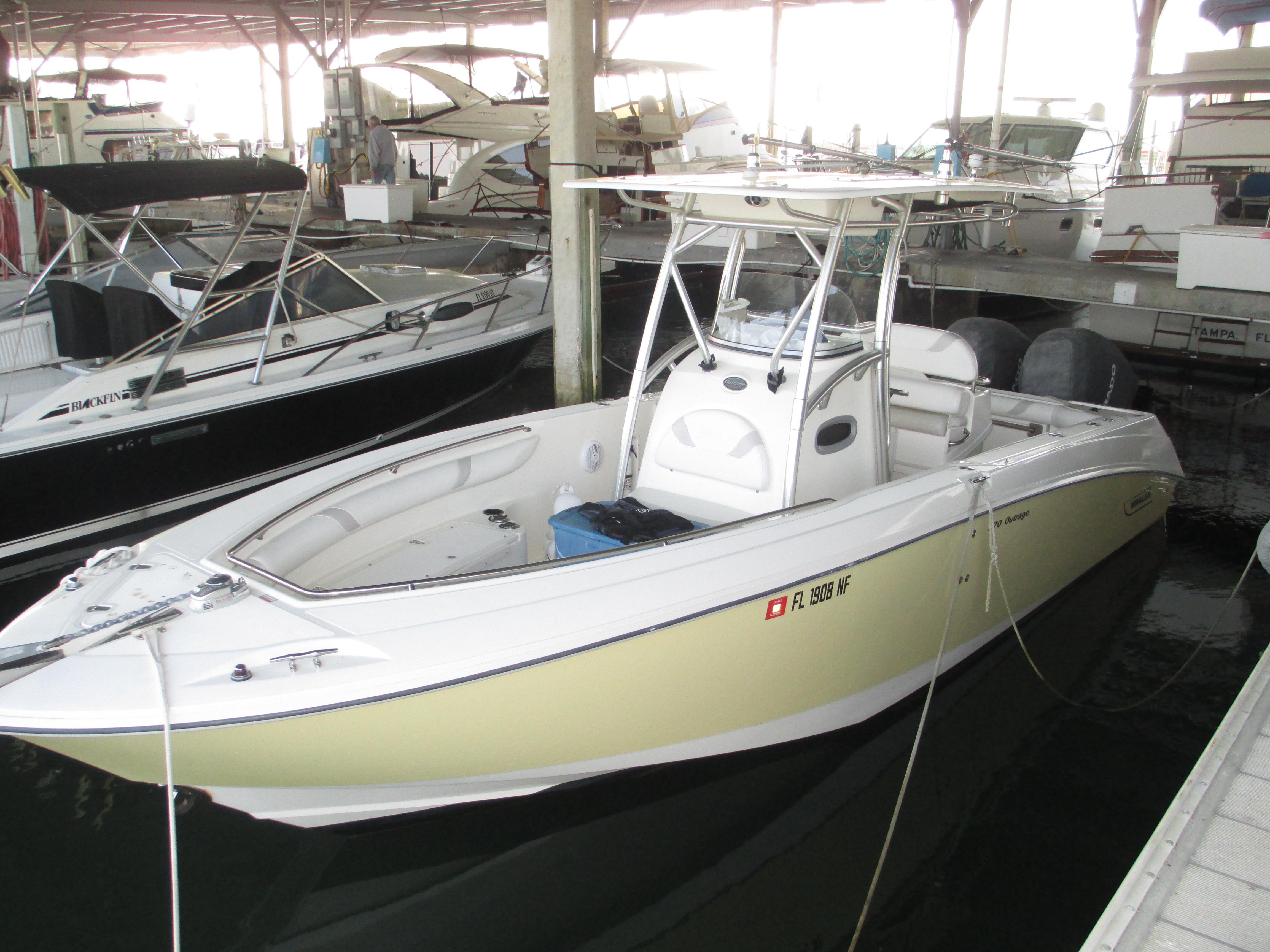 Boston Whaler 27 OUTRAGE, St. Petersburg