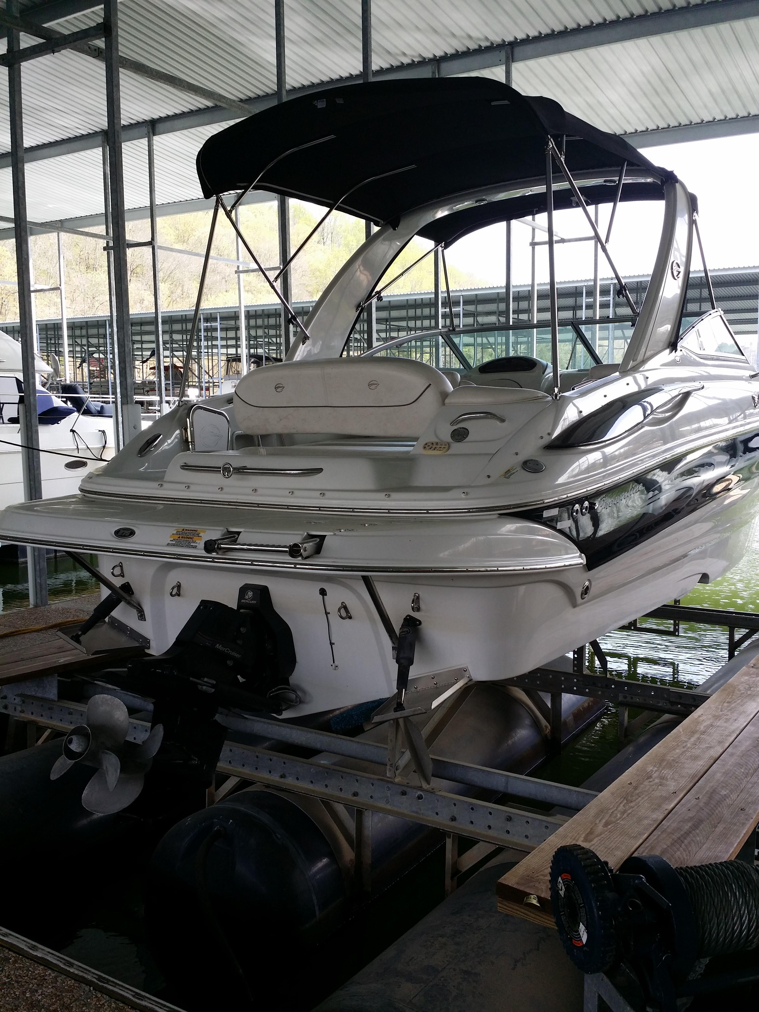 Crownline 275 CCR, silver point