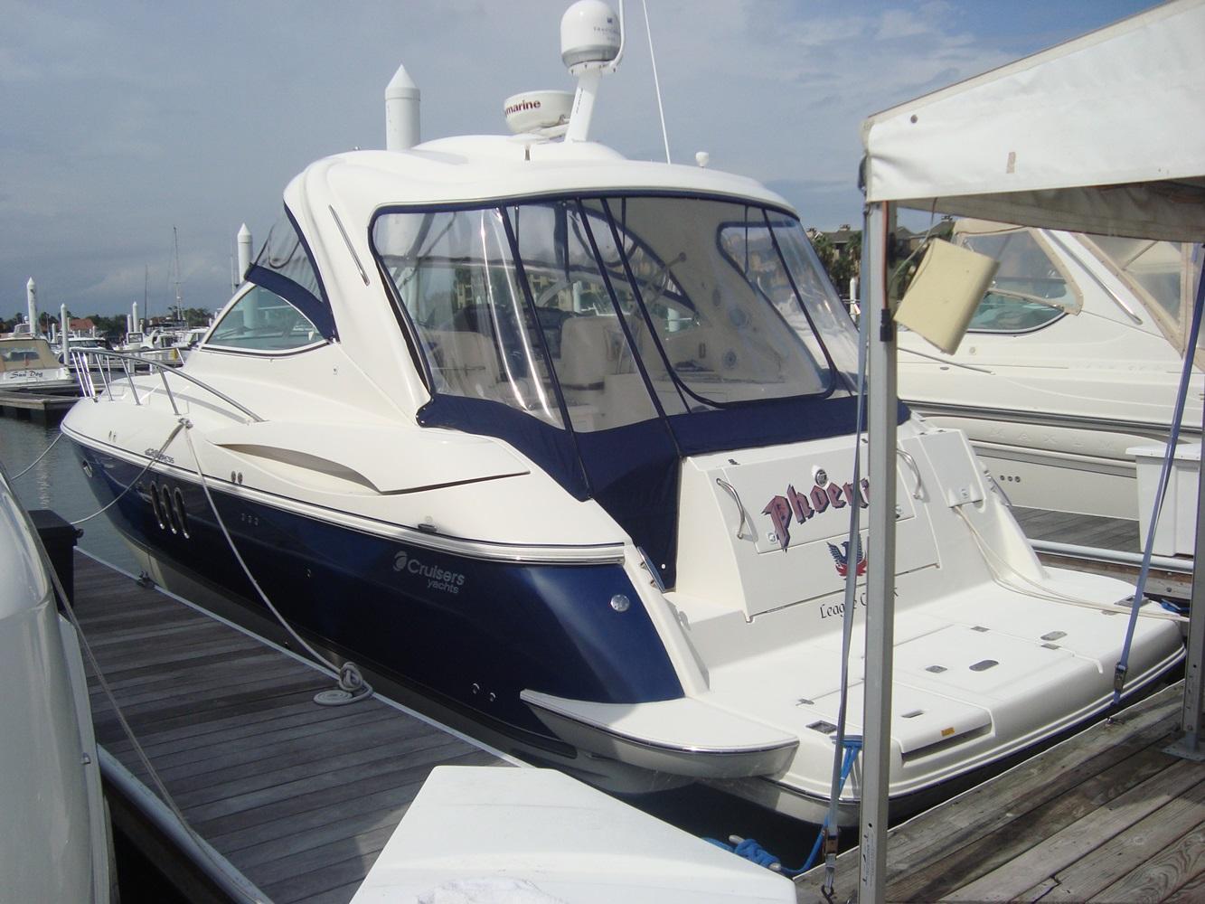 Cruisers Yachts 420 Express, League City